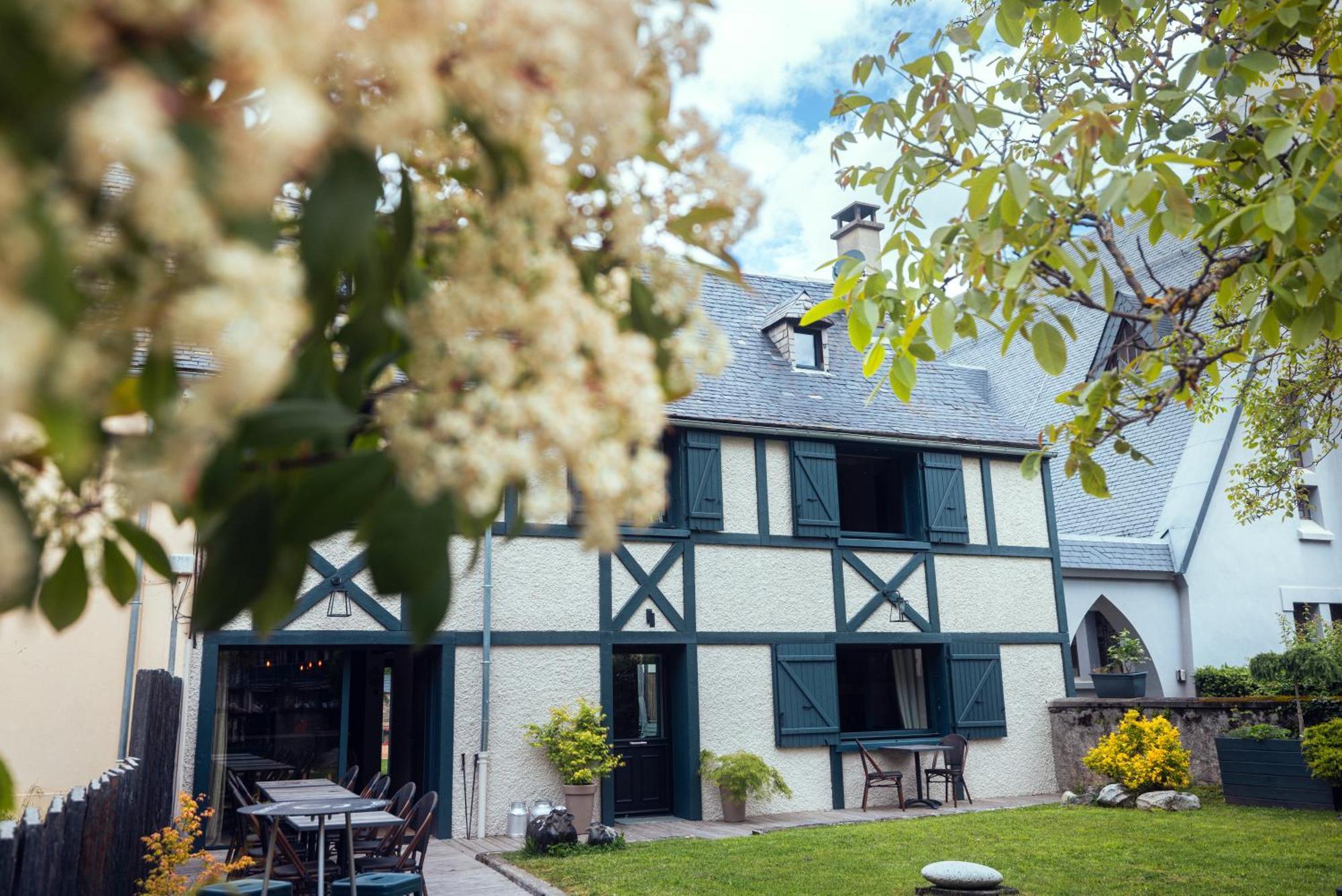 La Sainthilarienne Bed and Breakfast Exteriör bild